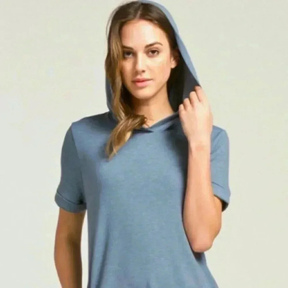 Comfy soft short sleeve tunic style hoodie - Picture 1 of 5